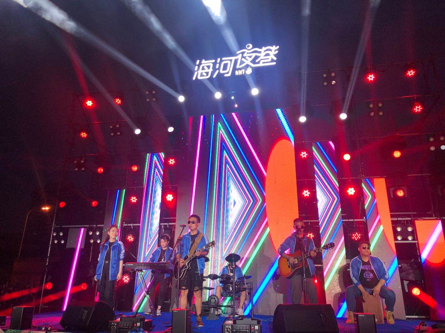 嘉里汇海河夜巷1.jpg