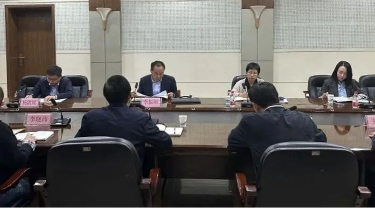 驻委纪检监察组组长、委党组成员李振明赴省区域合作中心调研
