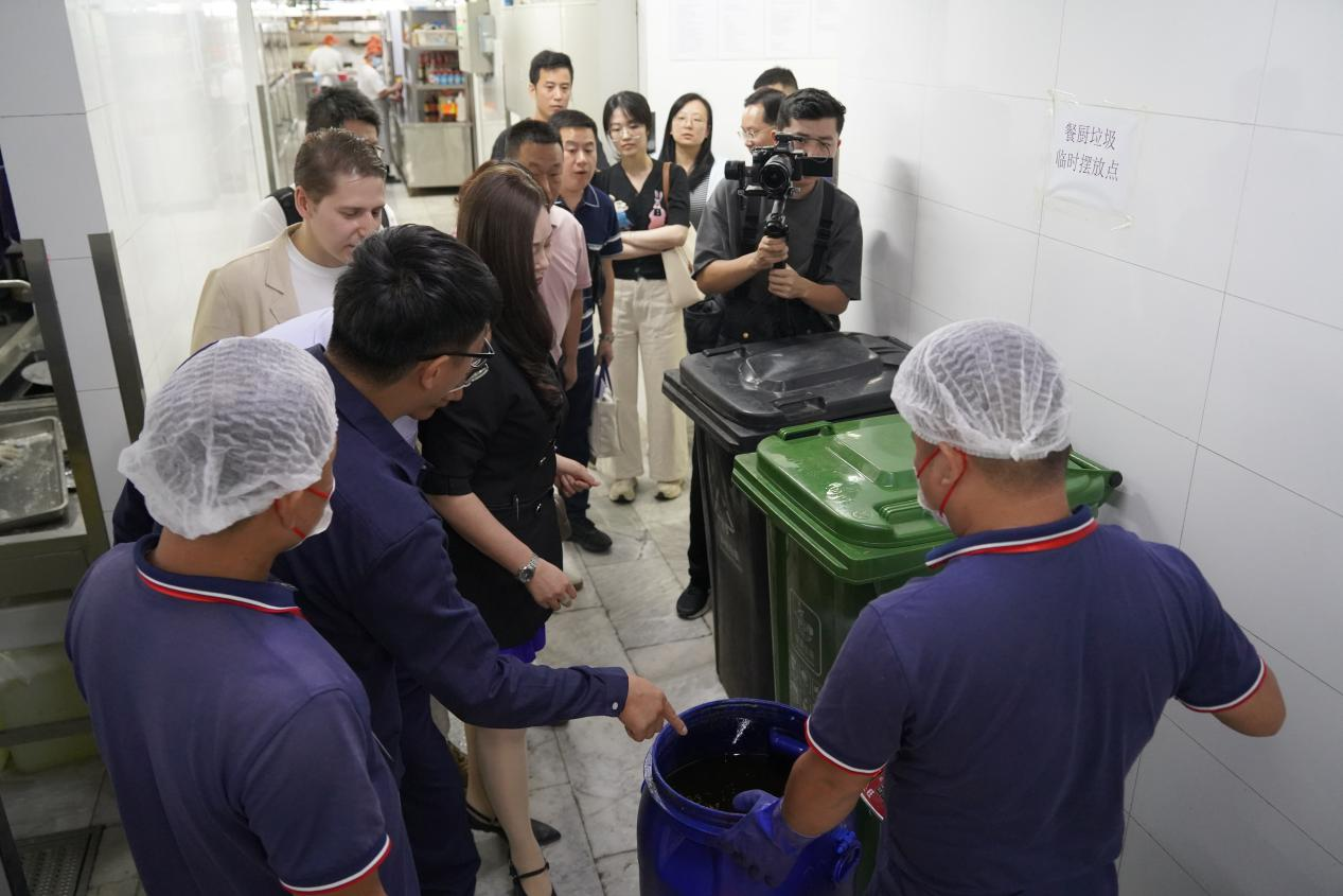 广州废弃食用油脂“重生”变绿色能源“香饽饽”