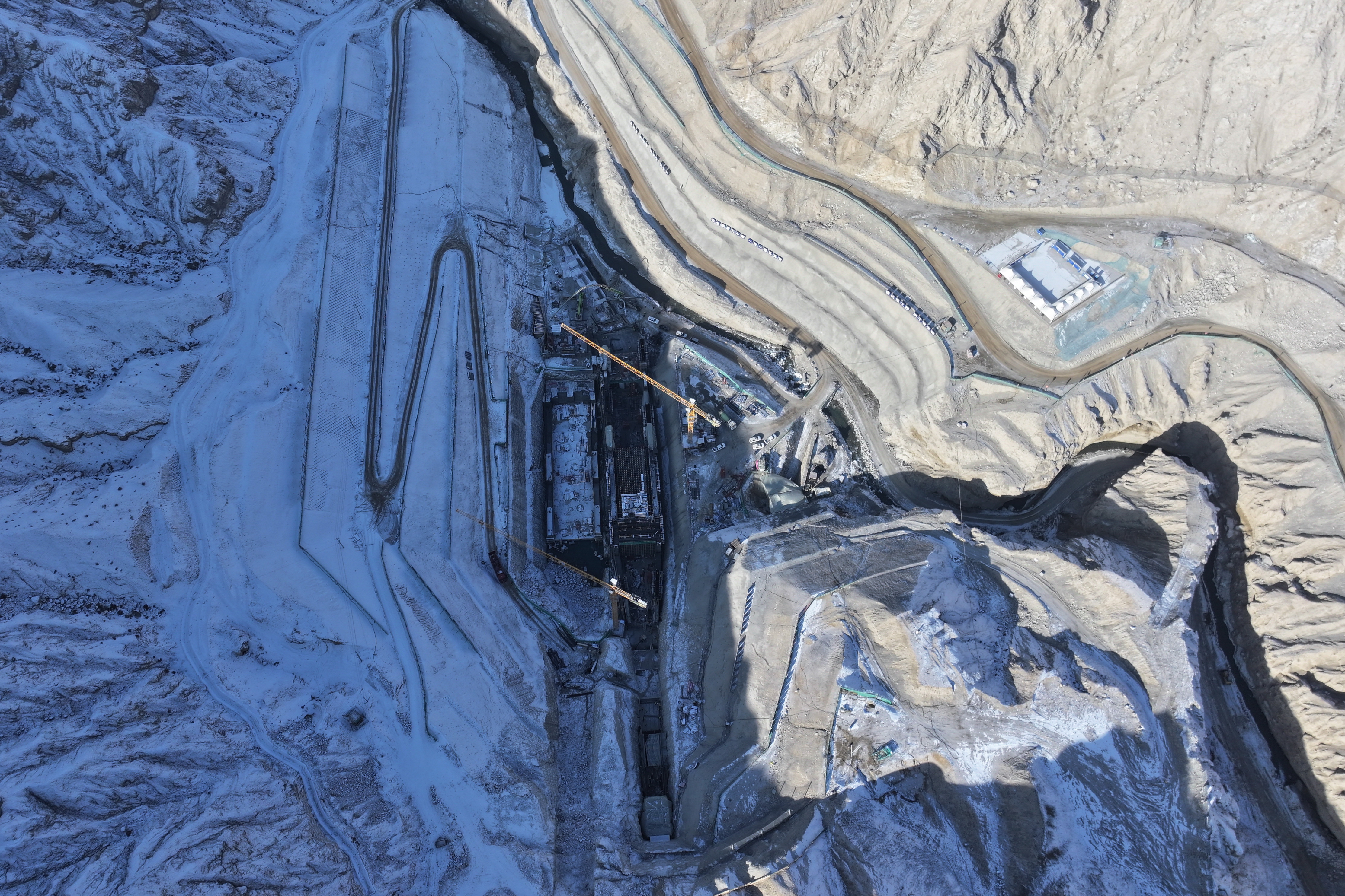 DJI_20241211184815_0024_D.jpg