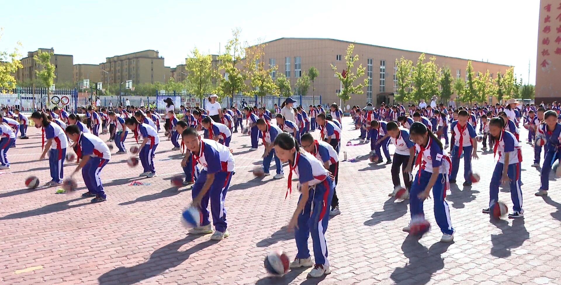 塔城地区基础教育综合改革暨中高考质量分析会在乌苏召开 (4).jpg