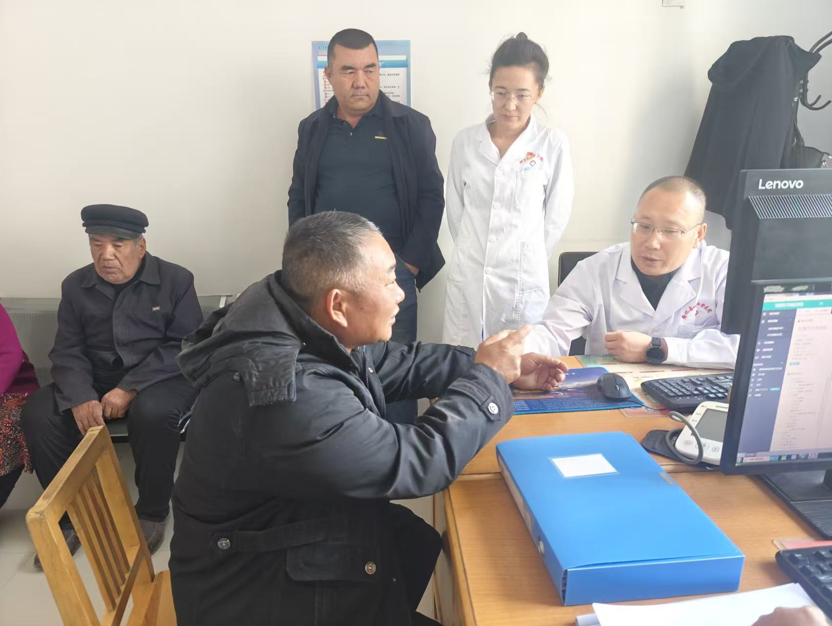 10月15日至18日,河北承德隆化县医疗专家团队走进阿克苏普乡卫生院开展“援疆专家走基层”大型义诊活动 (1).jpg 10月15日至18日,河北承德隆化县医疗专家团队走进阿克苏普乡卫生院开展“援疆专家走基层”大型义诊活动 (1).jpg