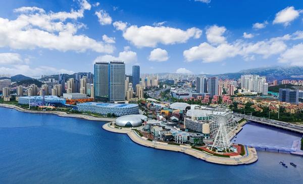 青岛嘉年华1.jpg