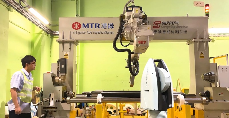 【10】计量工程师对车轴智能检测系统进行计量优化.jpg